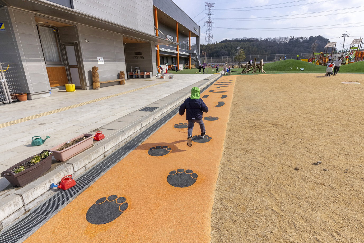 Rubber chip pavement
